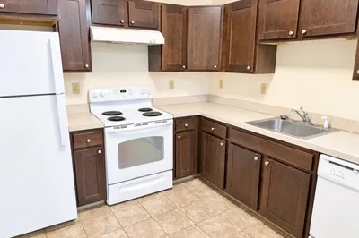 24 Main St #204 1