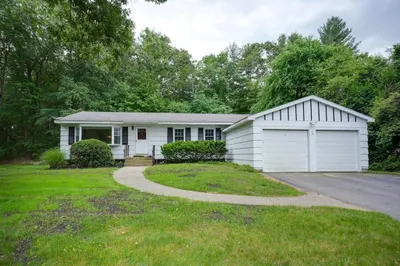 11 Dixon Circle