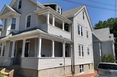 97 Glendower Rd #2R