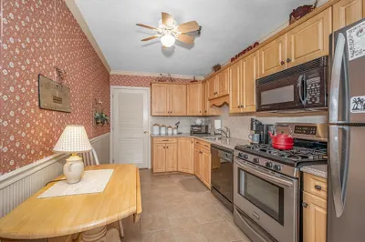 14 Dallas Dr #308