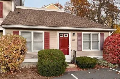 810 Brookline Way #810 1