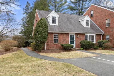 51 Claire Dr #51