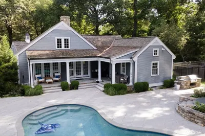 19 Ridge Hill Farm Rd 1