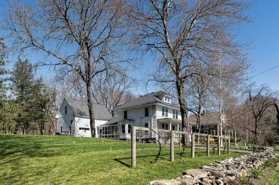 58 Crystal Street 1