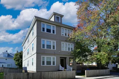 19 Oliver St #2