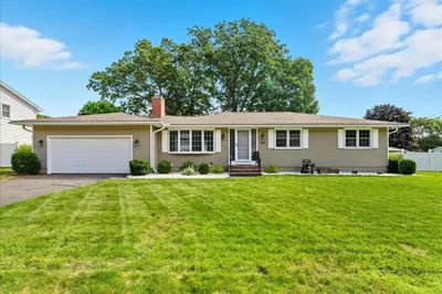 120 Labelle Cir 1