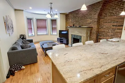 531 Newbury St. #2