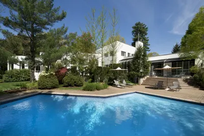 132 Yarmouth Road 1
