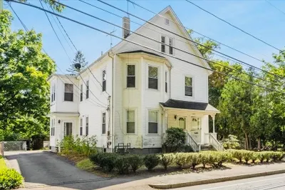 71 Thatcher St