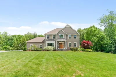 5 Clinton Dr 1