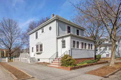 71 Livingstone Ave 1