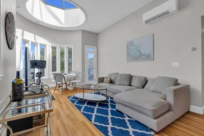 955 E Broadway #5