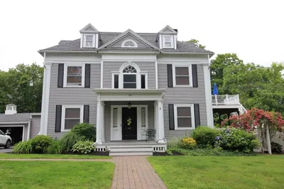 59 Court St #B 1