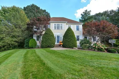 2 Messinger Ave 1