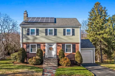 21 Neillian Crescent