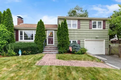 50 Oswego St 1