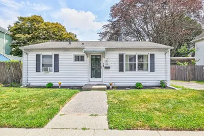 150 Armour St