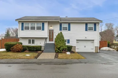 7 Gables Cir