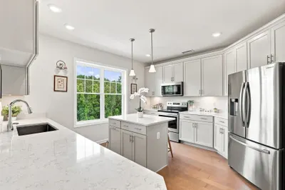 4 Francis Dr #412 1