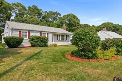 50 Sterling Rd