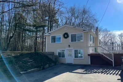 49 Hayden Pond Rd #2