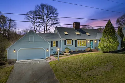61 Linda Ln 1