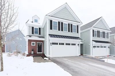4 Riverstone Way #4 1