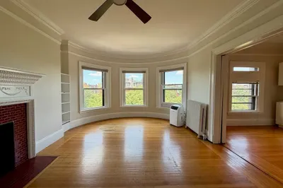 186 Commonwealth Ave #63 1