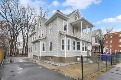 52 Osgood St 1