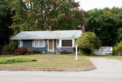 1093 Wachusett St