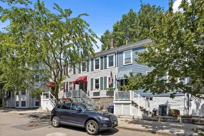 698 E 5th Street