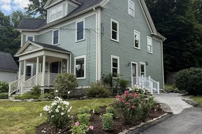 17 Leominster St 1