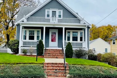 16 York Ave