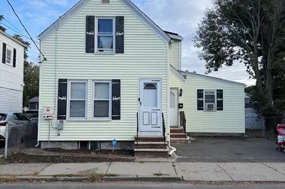 16 Linden St 1