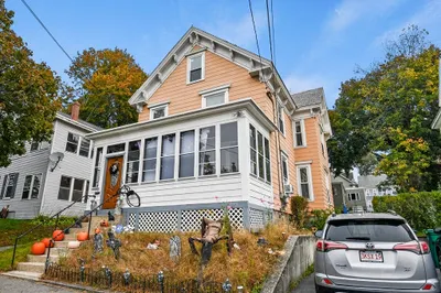 107 Myrtle St #2 1