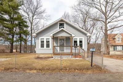8 Blackstone St 1
