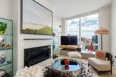1 Franklin St #4905
