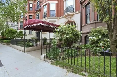 242 Beacon St #1