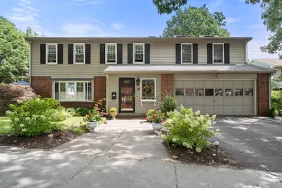 14 Independence Dr 1