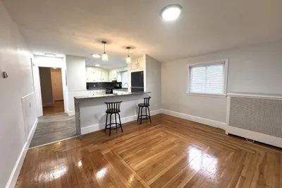 43 Staples Ave #3