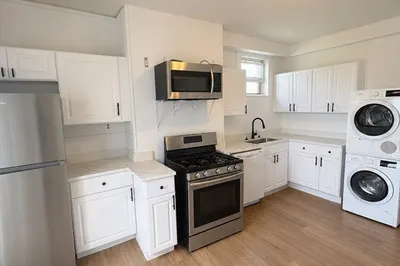 280 Lexington St #3 1