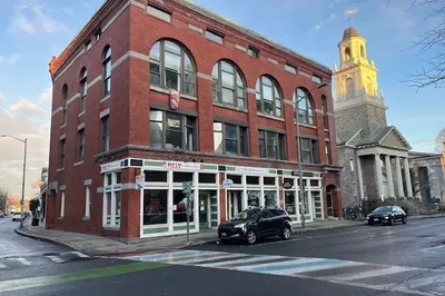 60 Washington St 1