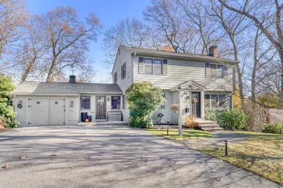 19 Ellen Rd 1