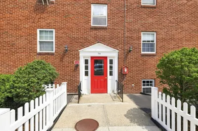 74 Springvale Ave #1 1