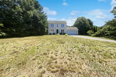 231 Lunns Way 1