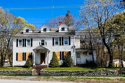 721 Main St