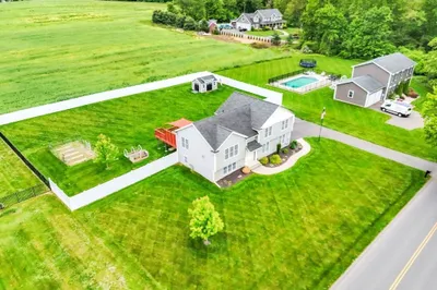 29 River Lodge Rd 1