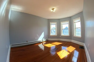 9 Nightingale St #3 1