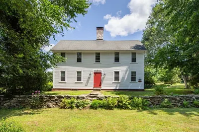 218 Mountain Rd 1