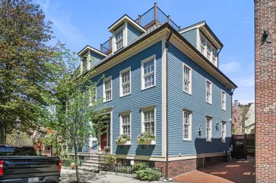 65 Rutherford Ave 1